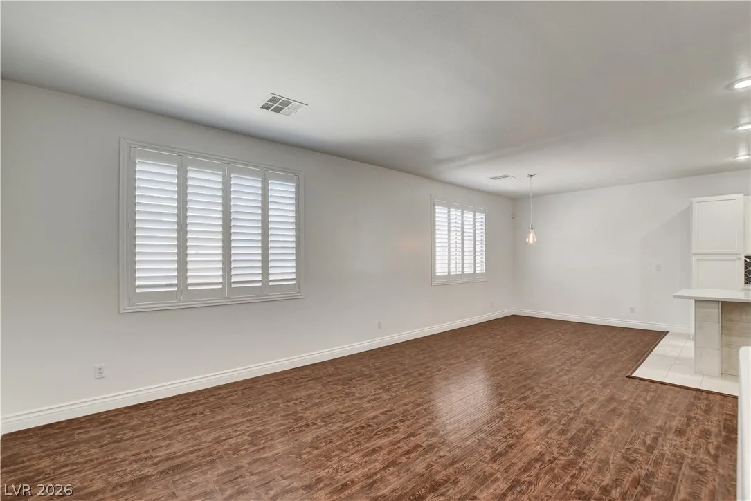 6981 Copper Bracelet Avenue — photo 3
