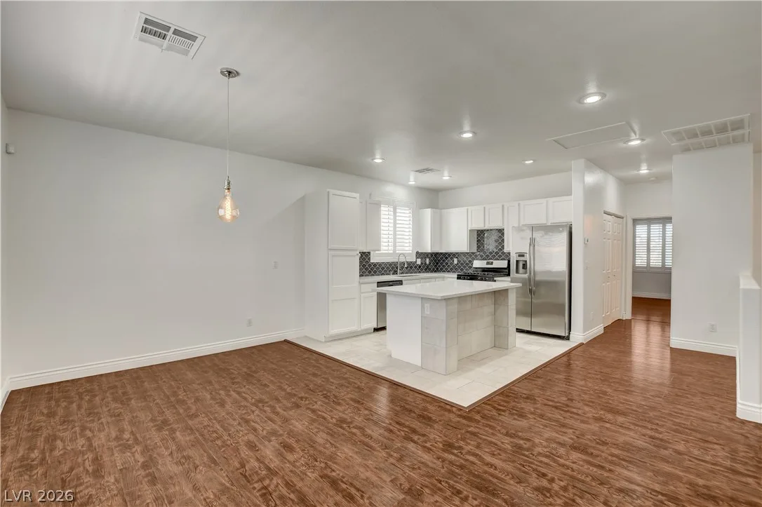 6981 Copper Bracelet Avenue — photo 5