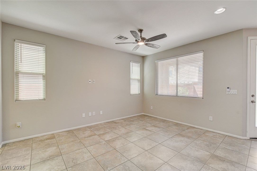 6366 Beavertail Pond Avenue — photo 5 of 42