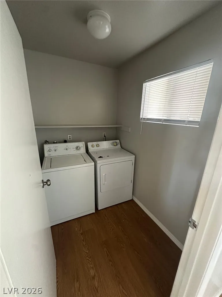523 Chelsea Drive — photo 3