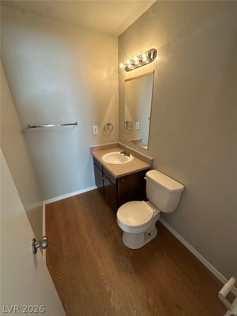 523 Chelsea Drive — photo 4