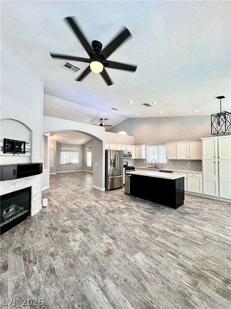 3544 Cupecoy Point Avenue — photo 4