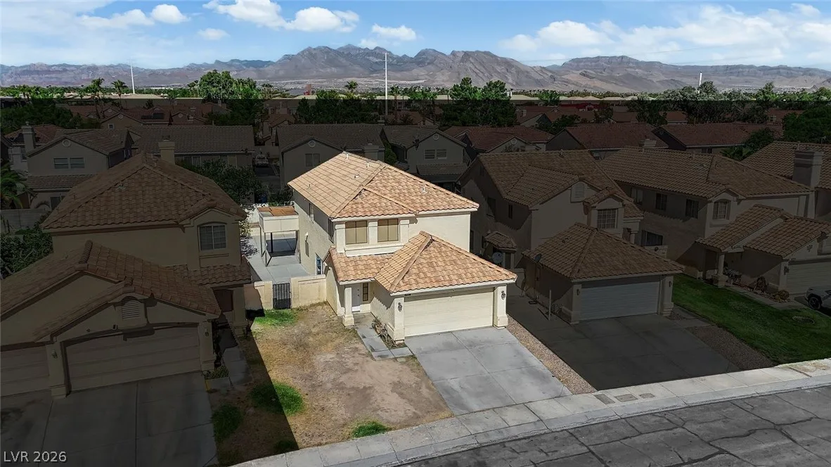1421 Bellglen Drive — photo 3