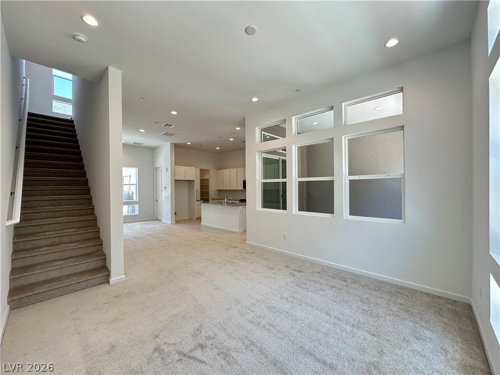 3331 Esker Ridge Avenue — photo 4 of 34