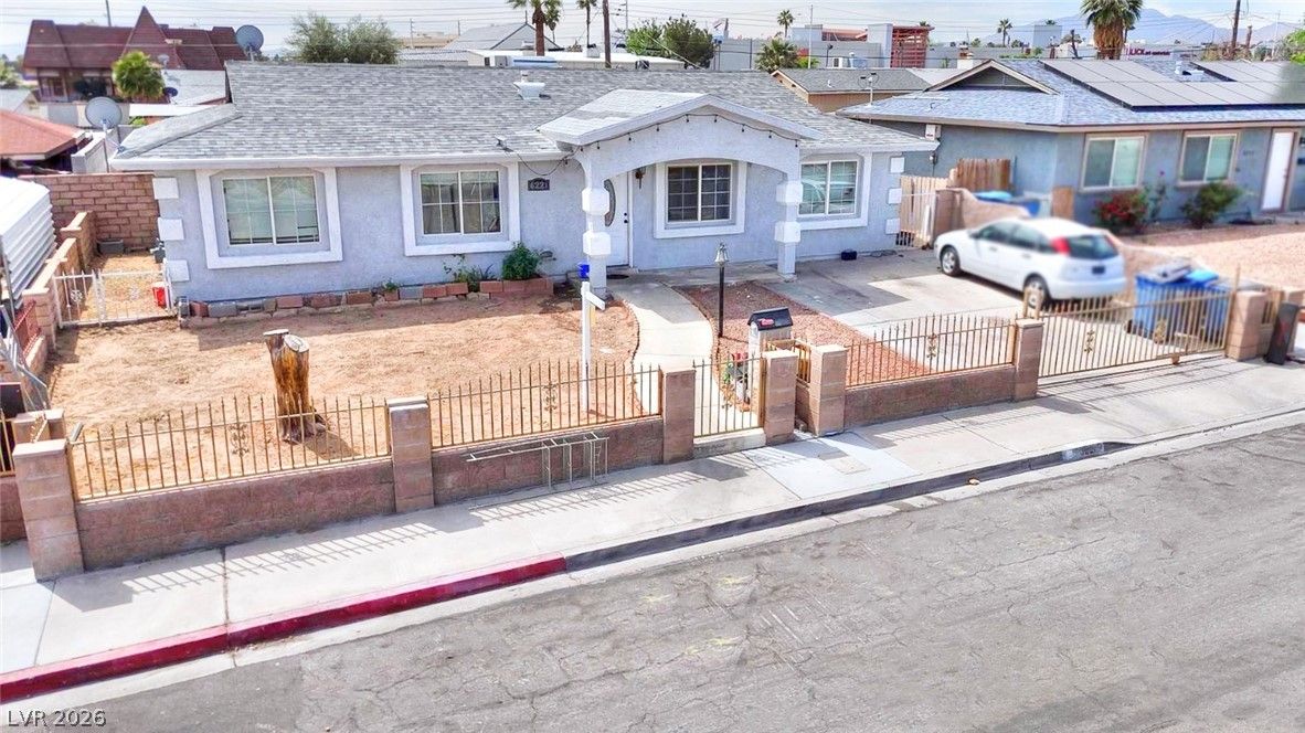 6221 Casada Way — photo 3