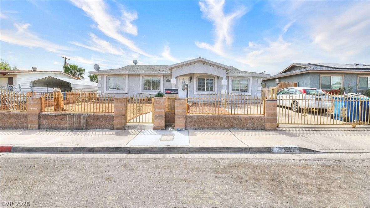 6221 Casada Way — photo 4