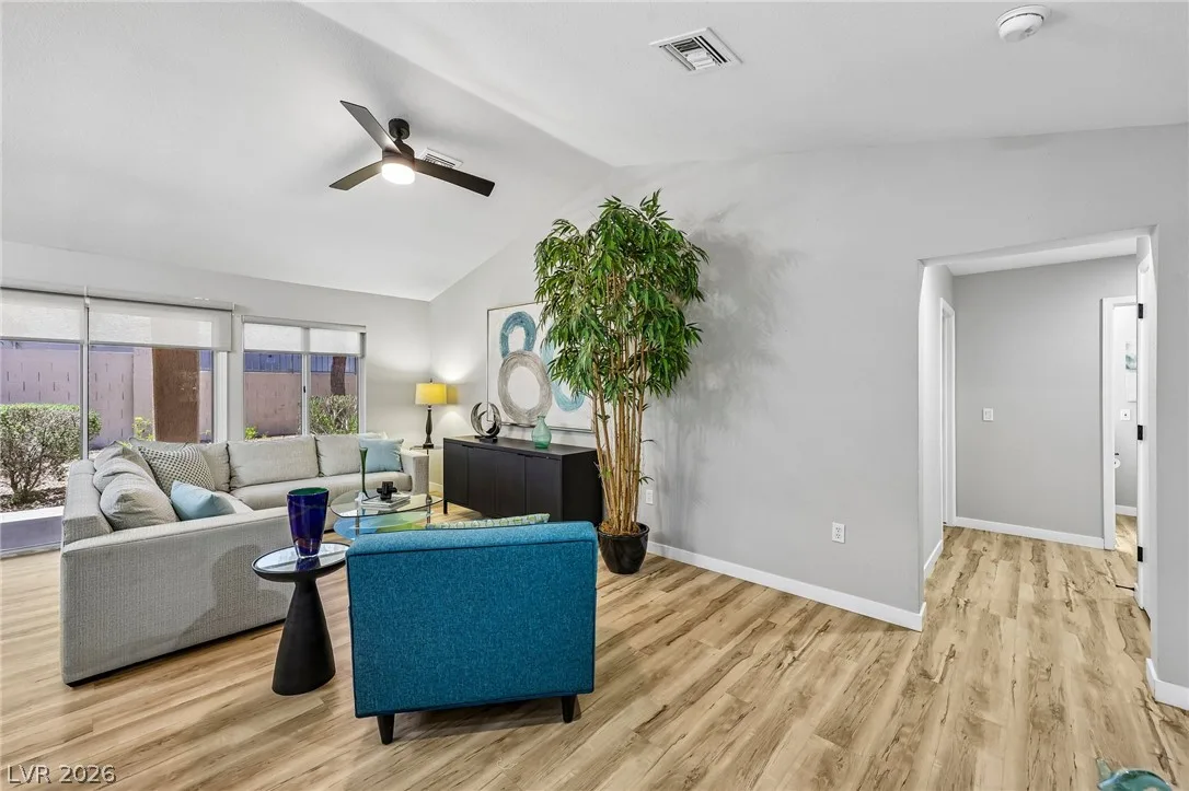 8701 Prairie Hill Drive — photo 4