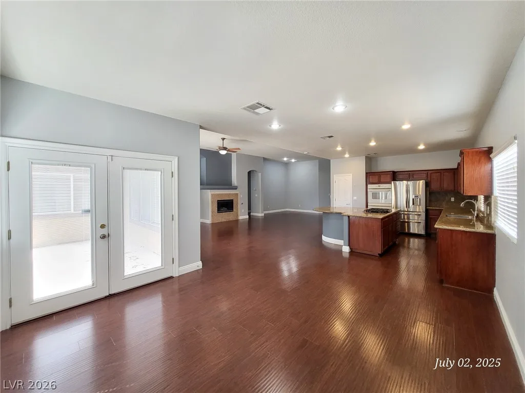 60 Copper Fountain Street — photo 2