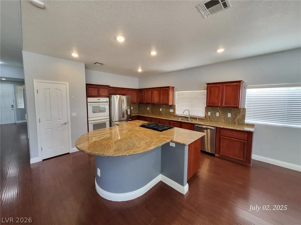 60 Copper Fountain Street — photo 4