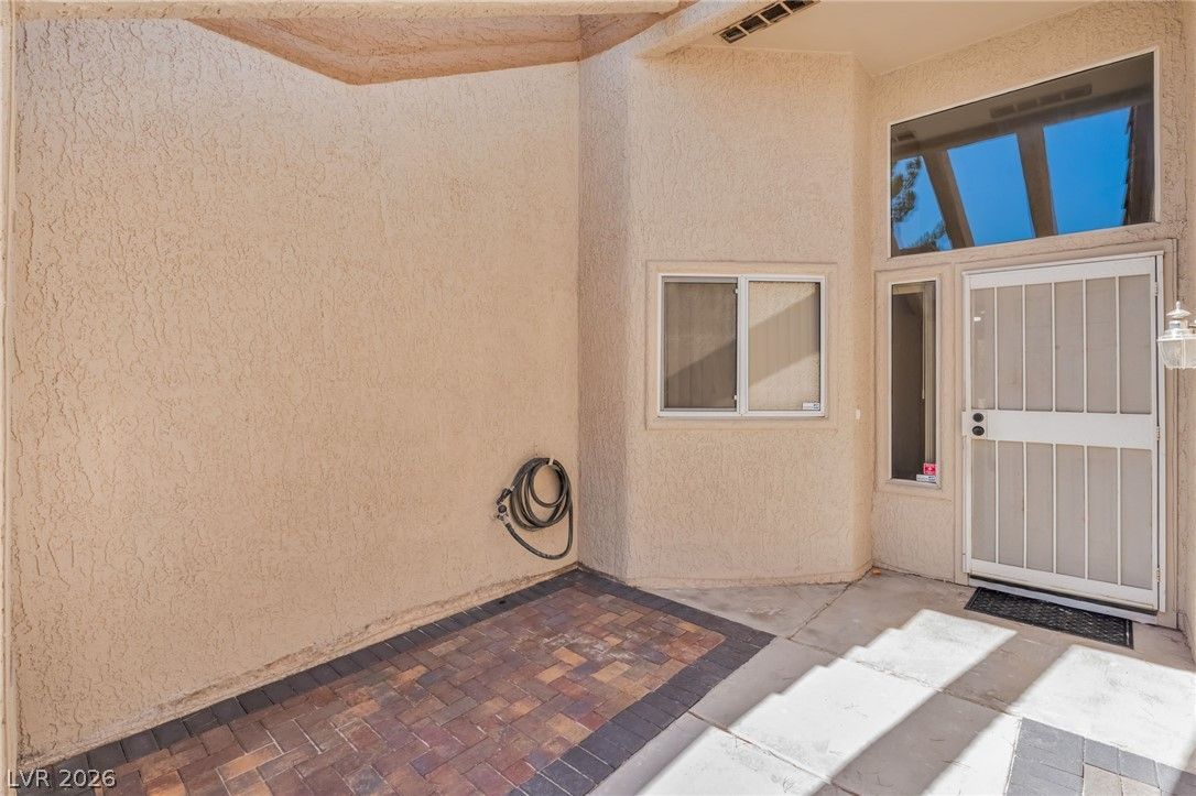 9108 Gemstone Drive — photo 5