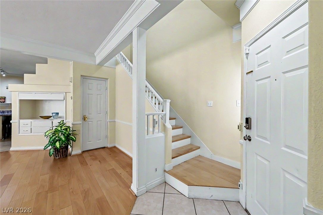 9594 Parvin Street — photo 5