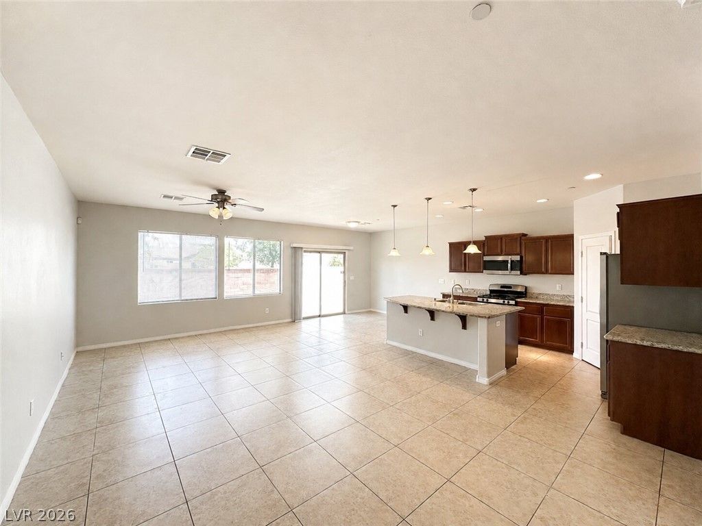 4020 Thomas Patrick Avenue — photo 4