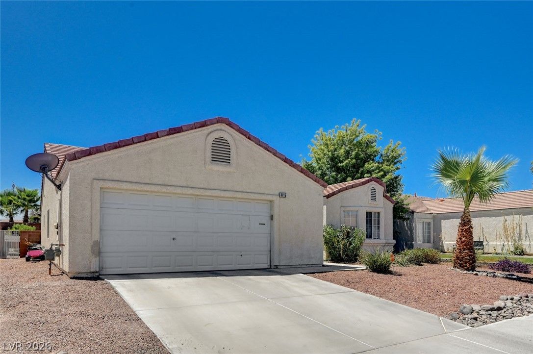 3115 West Hammer Lane — photo 3