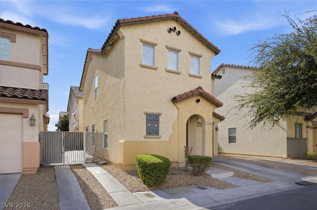 1141 Plum Canyon Street — photo 2