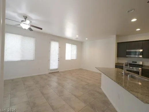 6623 Seahorse Reef Street — photo 5
