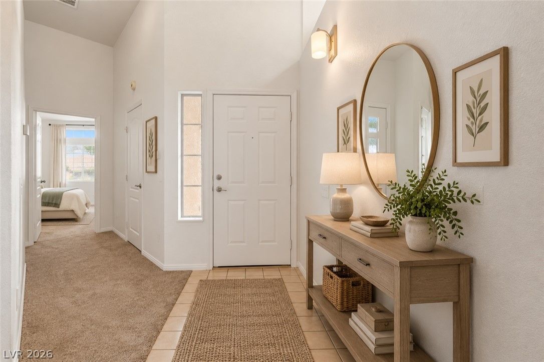 7530 Splashing Rock Drive — photo 4