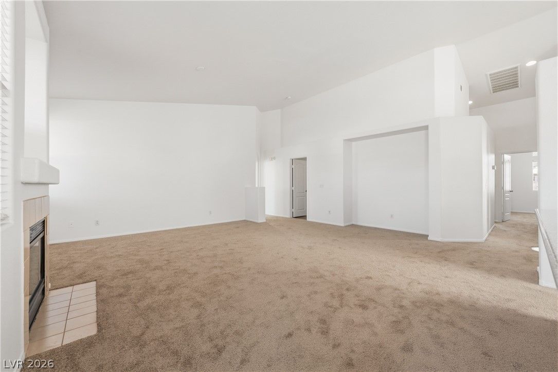 7530 Splashing Rock Drive — photo 5