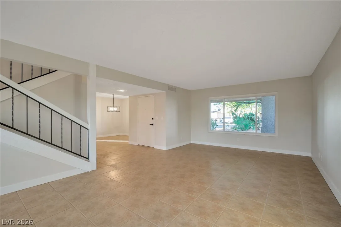 5279 Willowhaven Avenue — photo 5