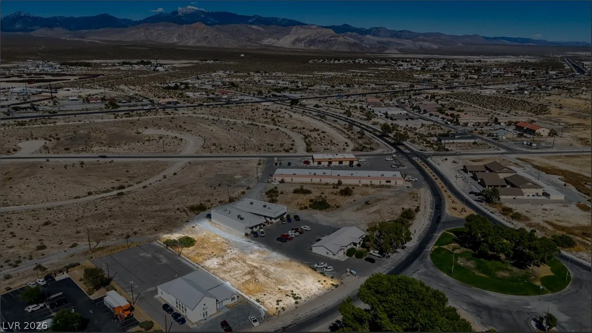 2260 East Calvada Boulevard — photo 2