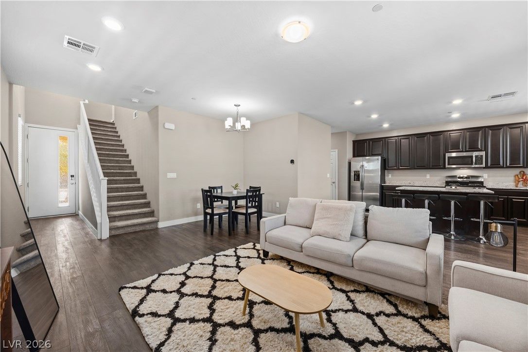 936 Lotus Falls Street — photo 3