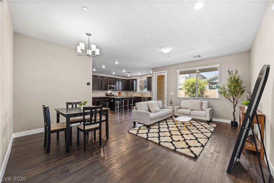 936 Lotus Falls Street — photo 4
