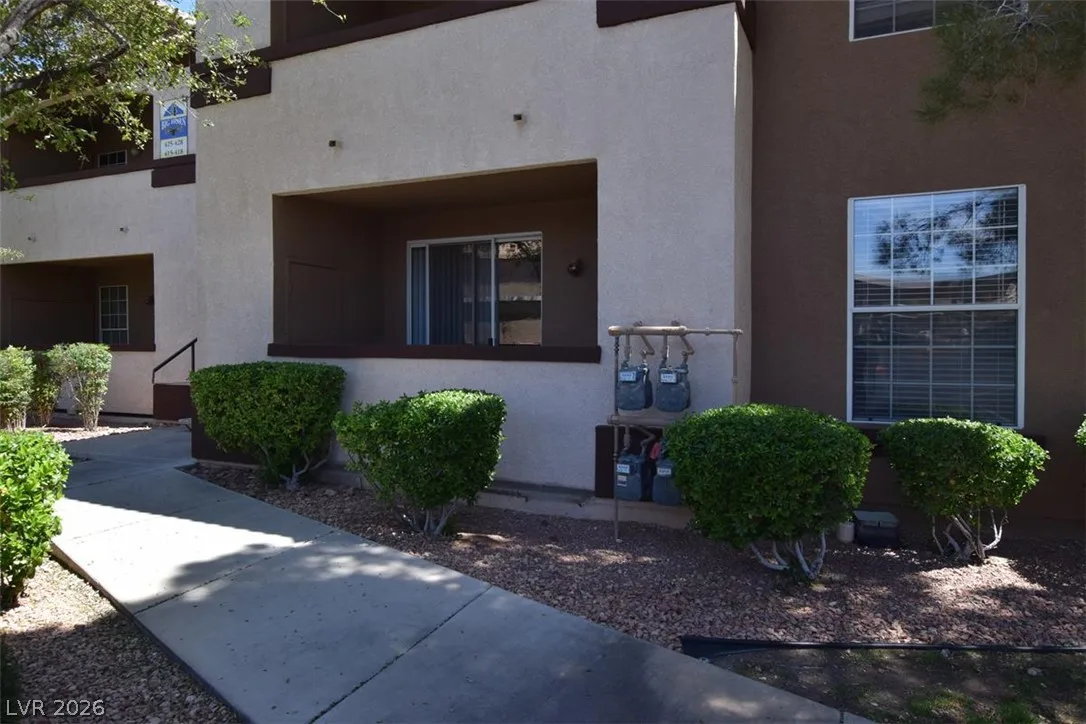 231 West Horizon Ridge Parkway 417 — photo 2