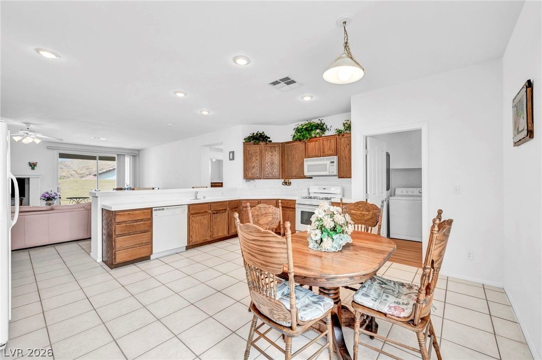 4426 Peaceful Heights Lane — photo 3