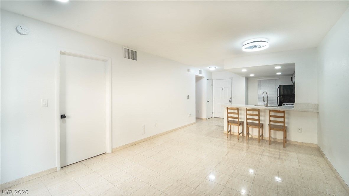 8070 West Russell Road 1099 — photo 2