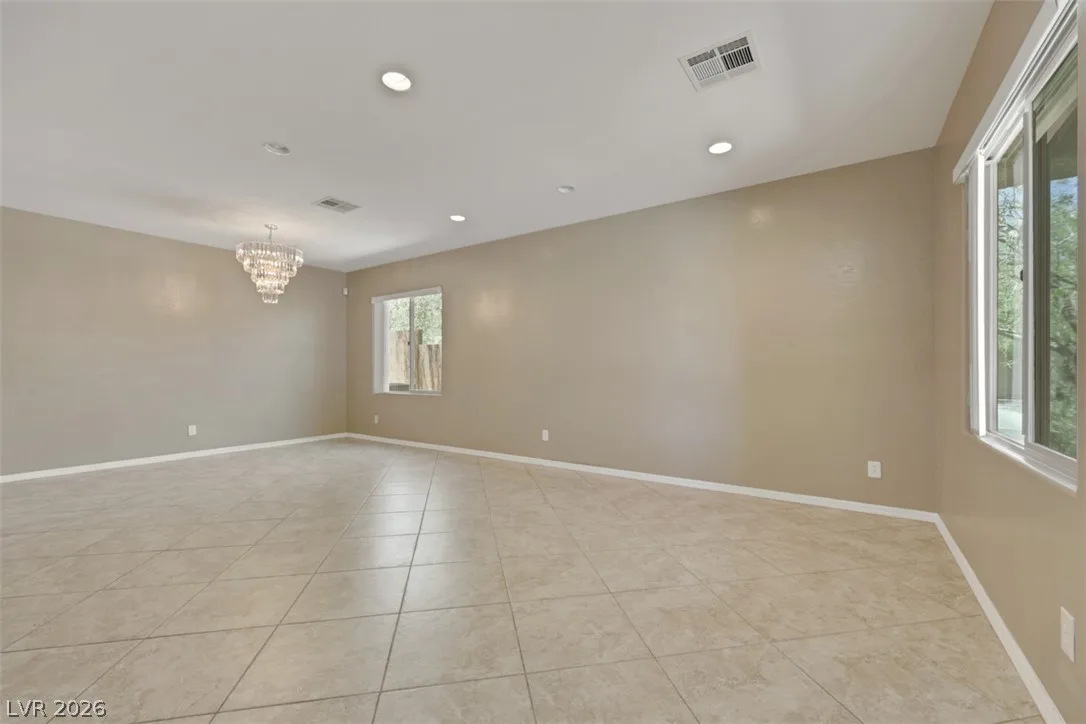 2501 Bechamel Place — photo 2