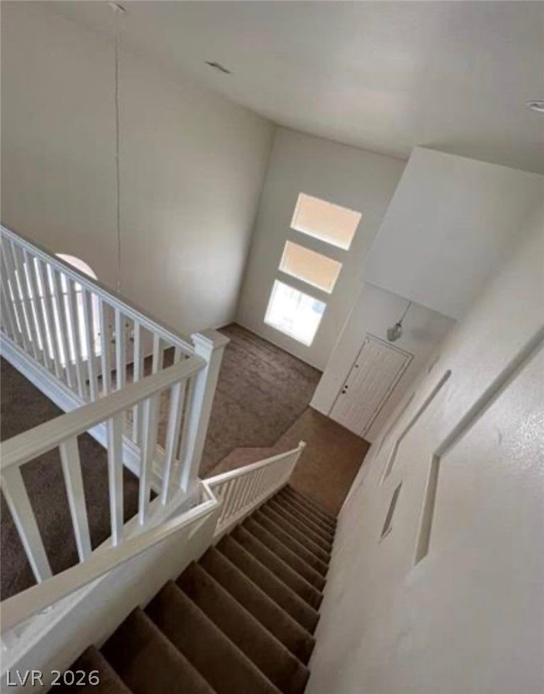 452 Crocus Hill Street — photo 2 of 25