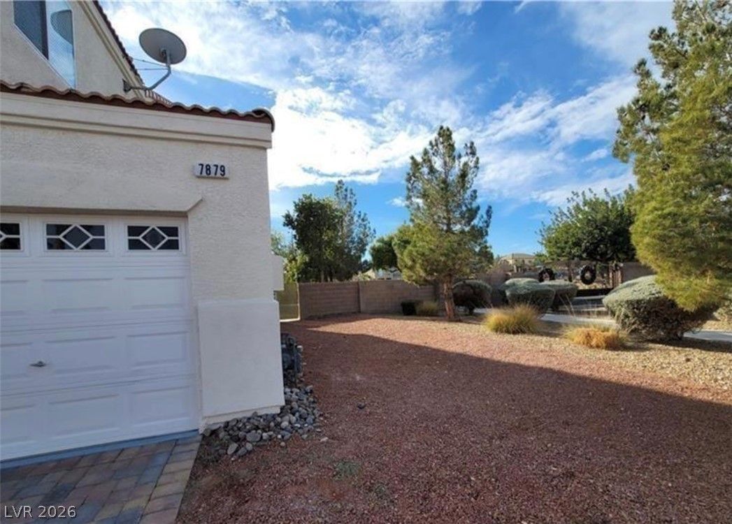 7879 Villa Pintura Avenue — photo 3