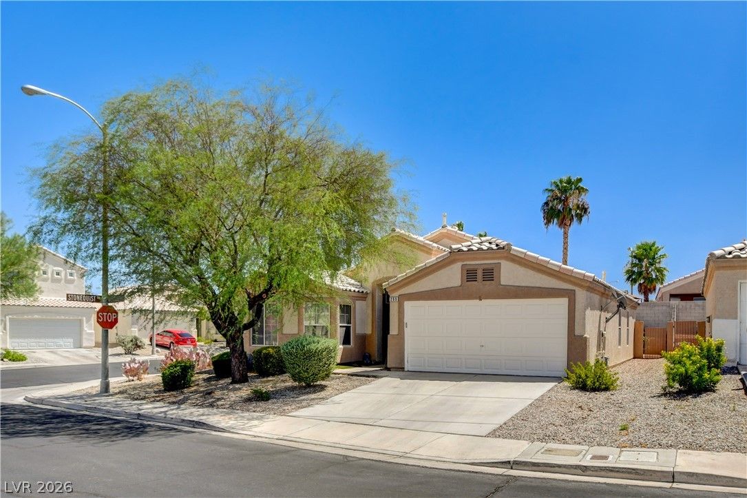 299 Deerleap Circle — photo 3