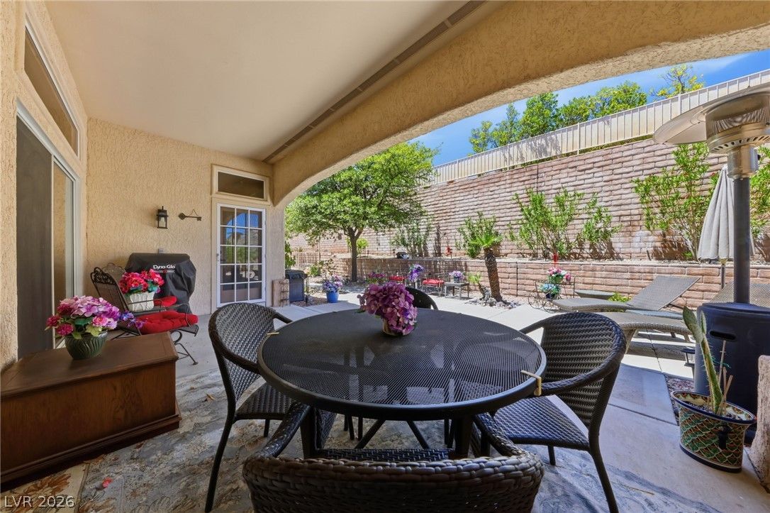 2705 Byron Drive — photo 2