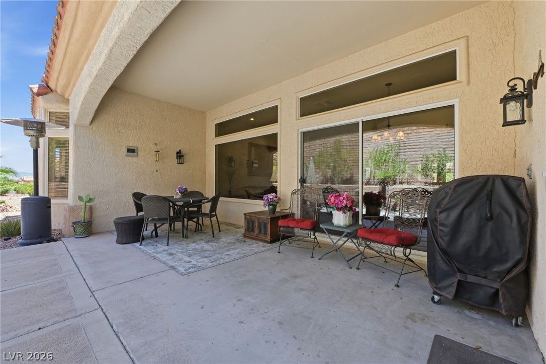 2705 Byron Drive — photo 3