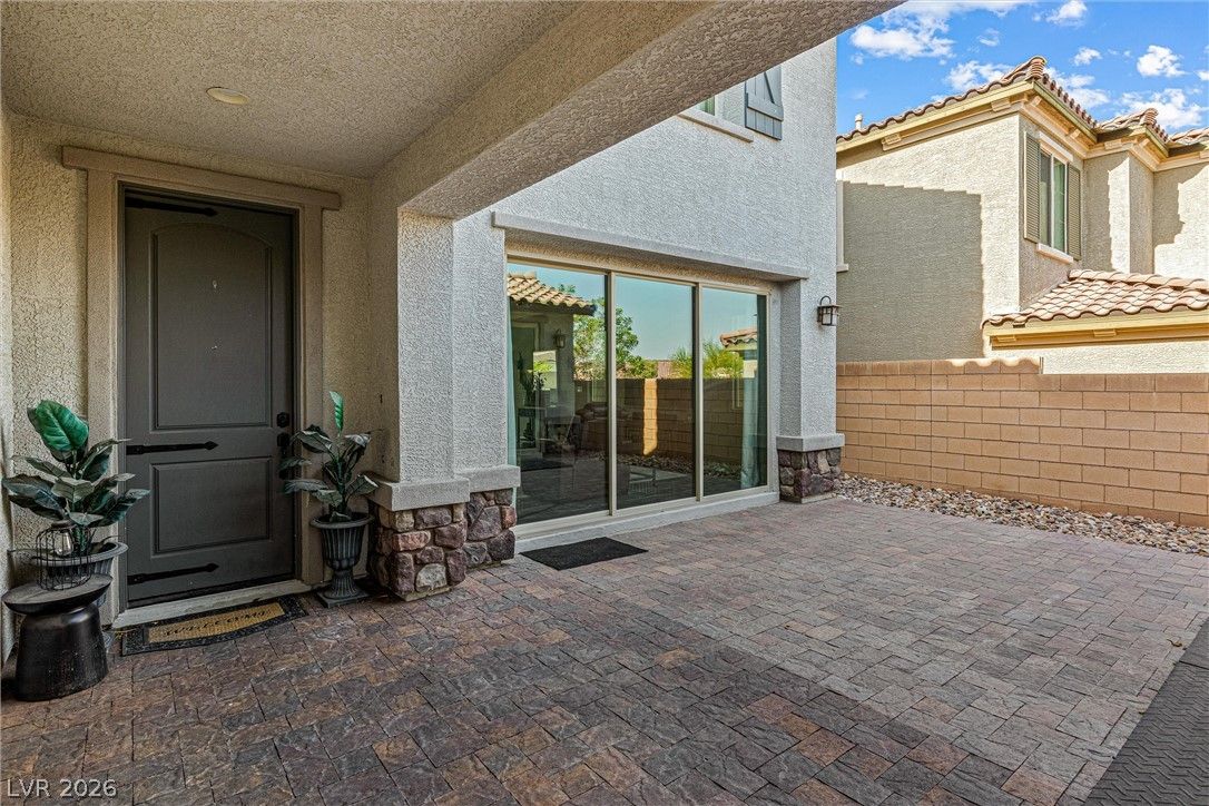 9936 Bighorn Bellows Avenue — photo 2
