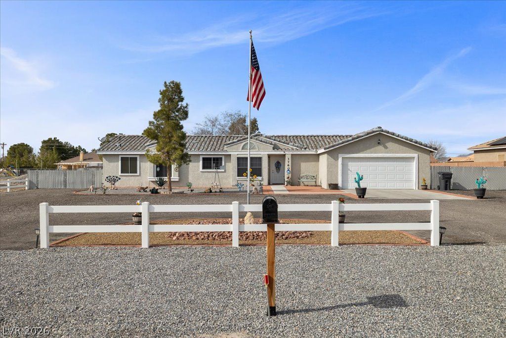 1760 Cypress Point Court — photo 1