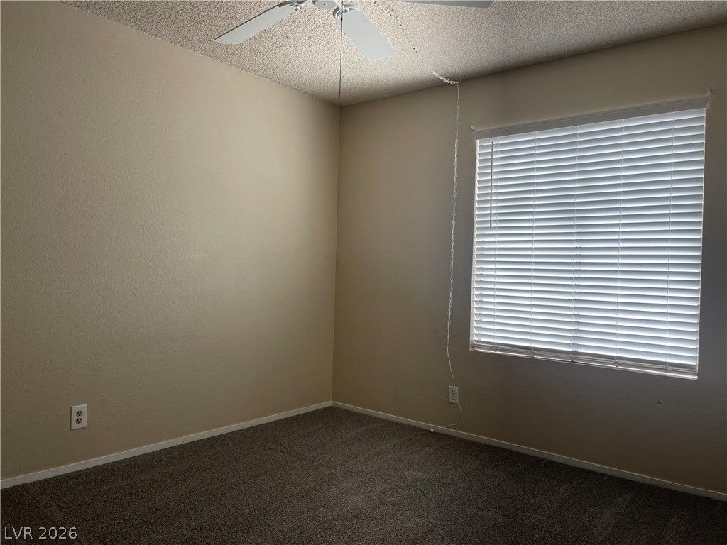 524 FIR Street 102 — photo 5 of 10