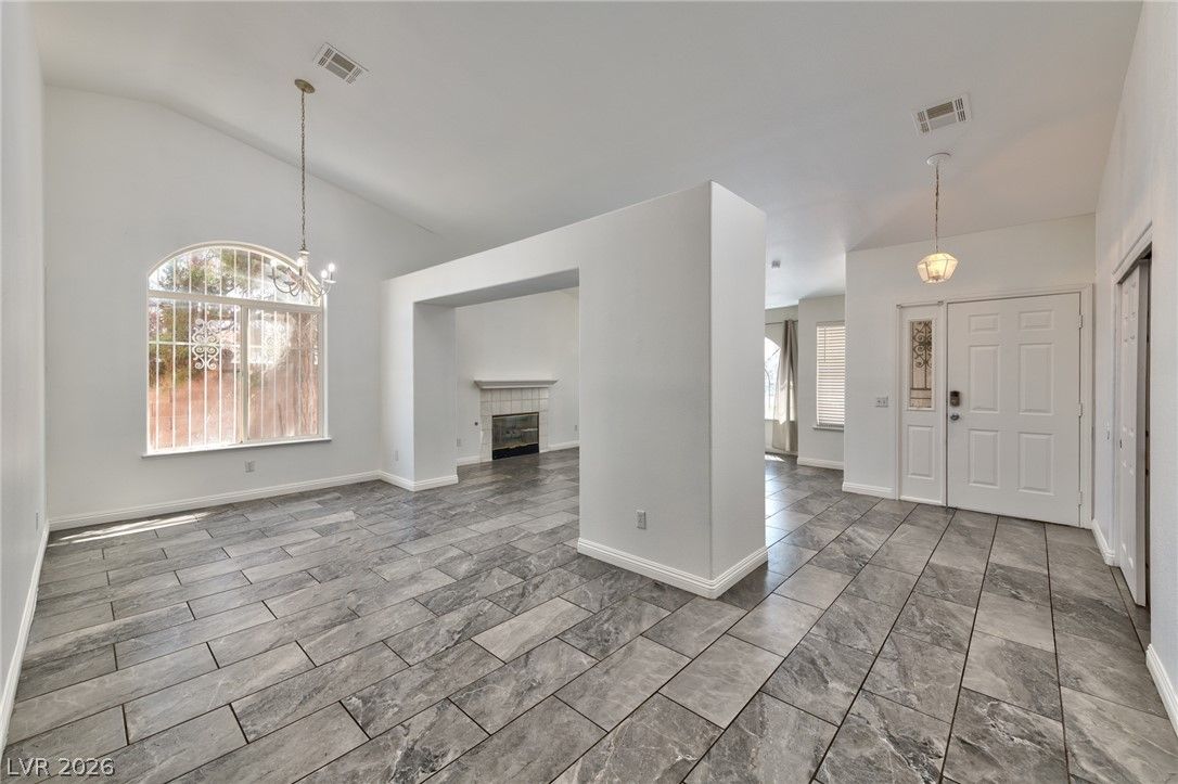 6102 Marvin Street — photo 4