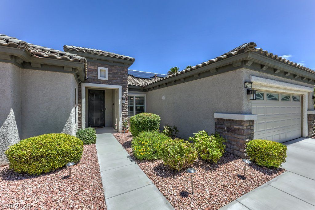 2318 Black River Falls Drive — photo 5