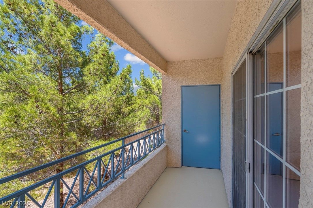 353 Amber Pine Street 203 — photo 3