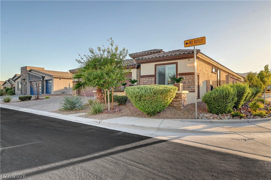 6391 Montrose Park Court — photo 3
