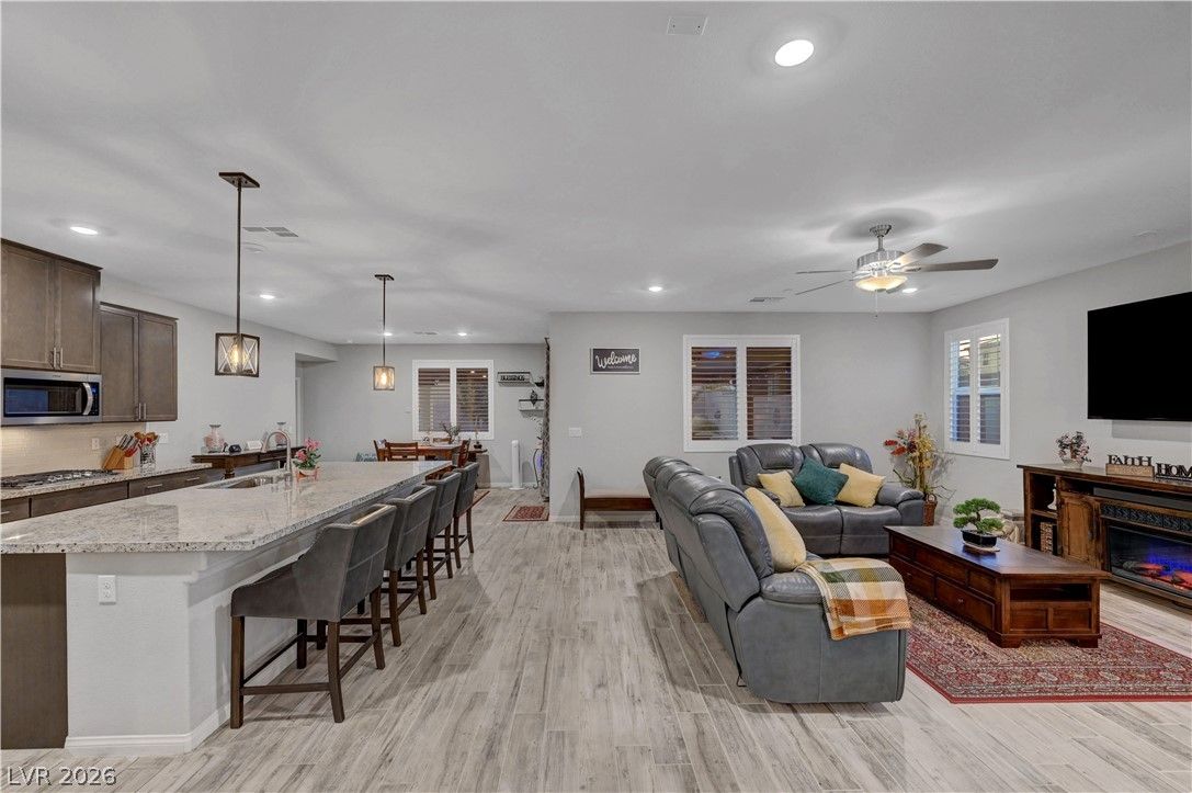 6391 Montrose Park Court — photo 5