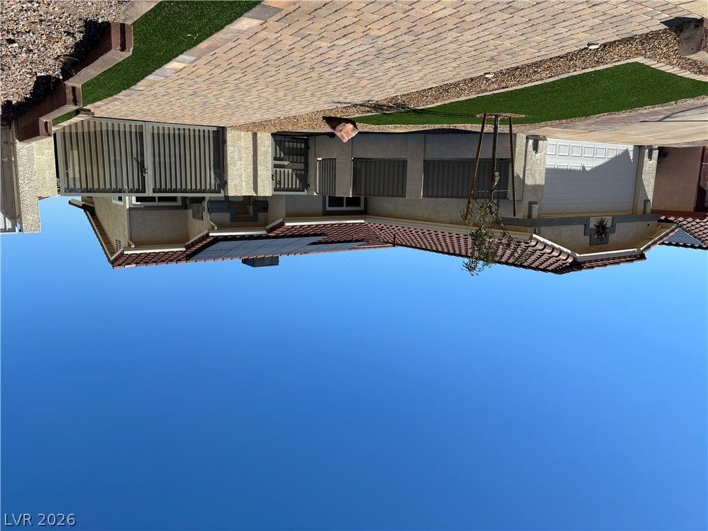470 Palegold Street — photo 2