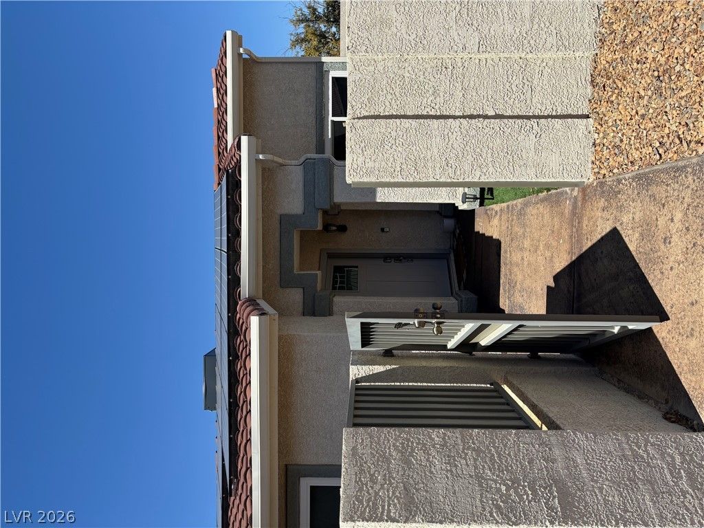 470 Palegold Street — photo 4