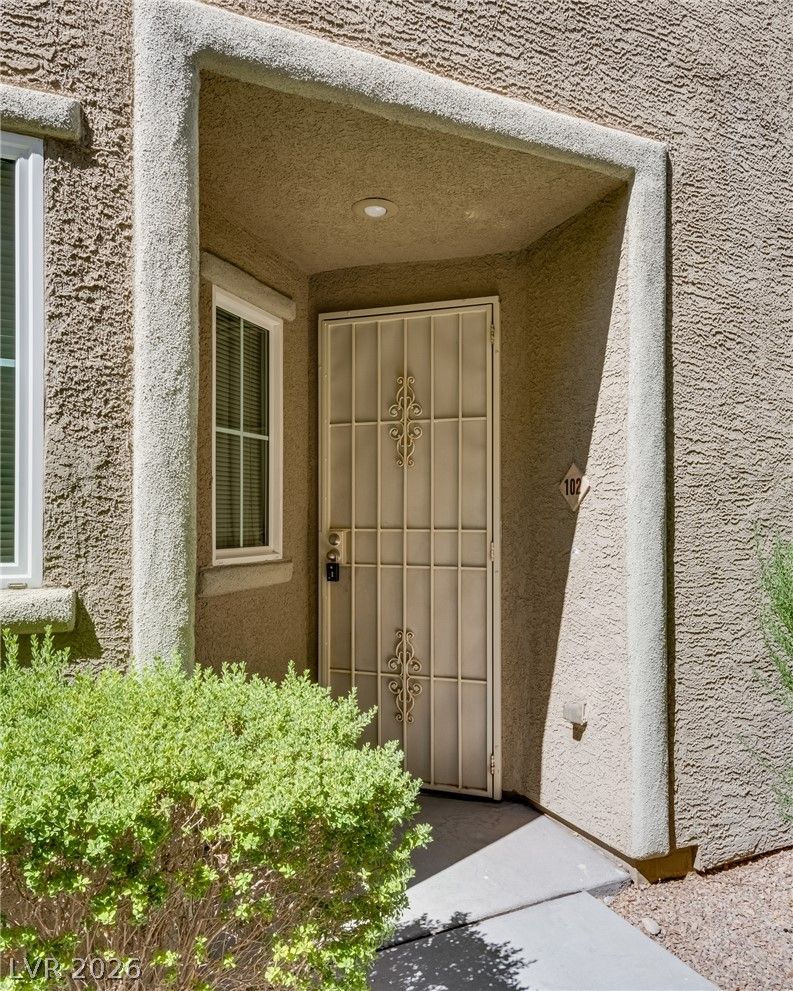 3924 Lazy Pine Street 102 — photo 4