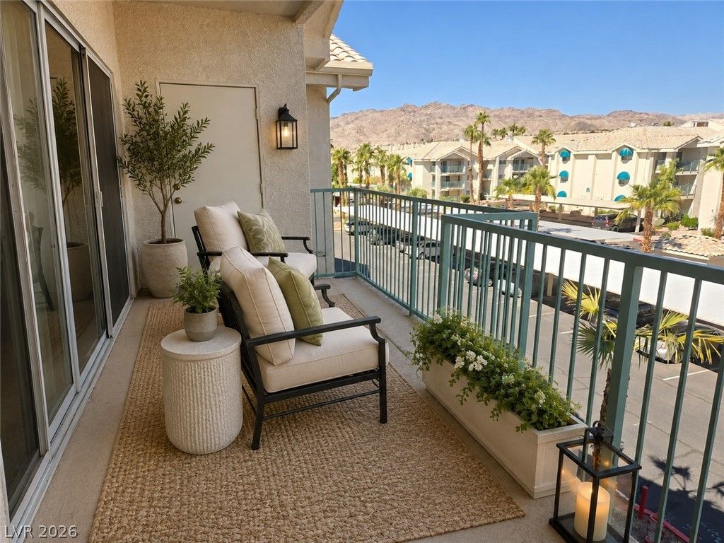 3550 Bay Sands Drive 3077 — photo 4 of 25