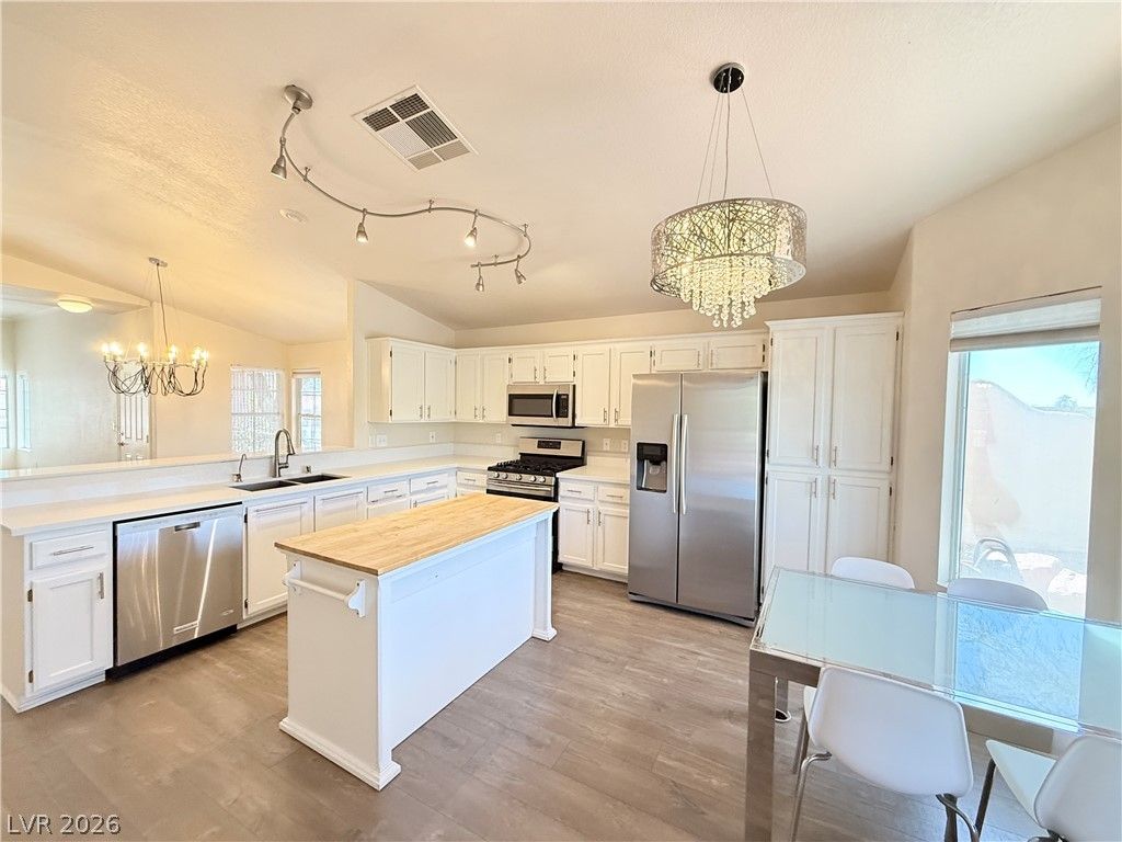8121 Sedona Sunset Drive — photo 4