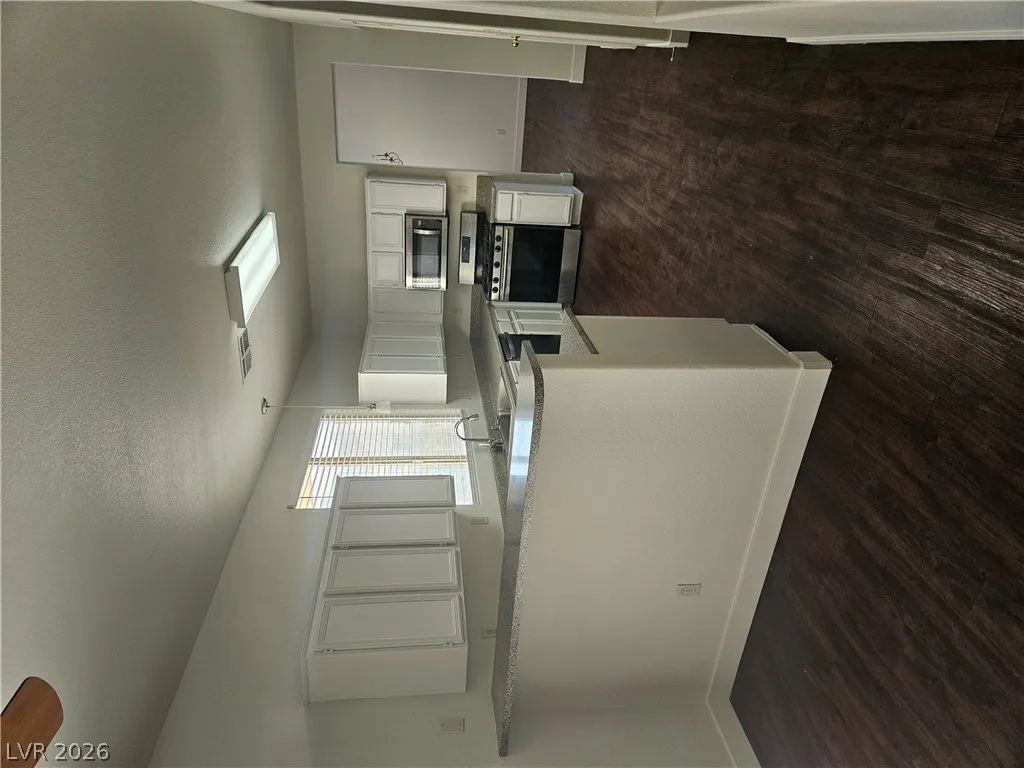 5928 Katie Marie Court — photo 3