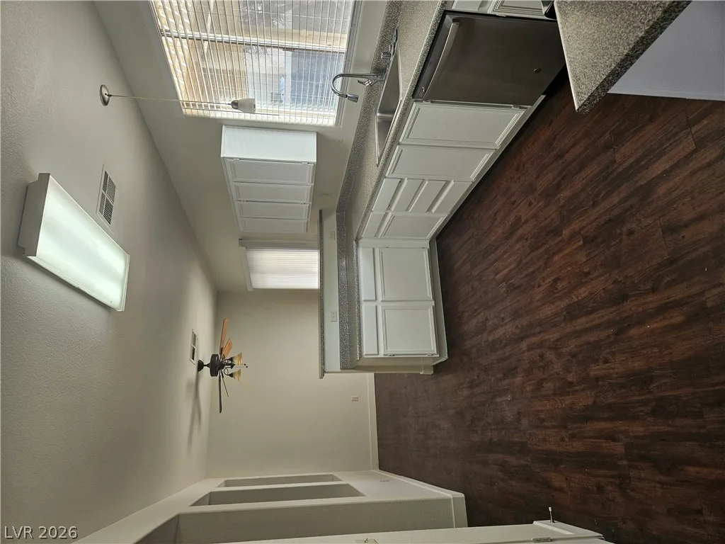 5928 Katie Marie Court — photo 4