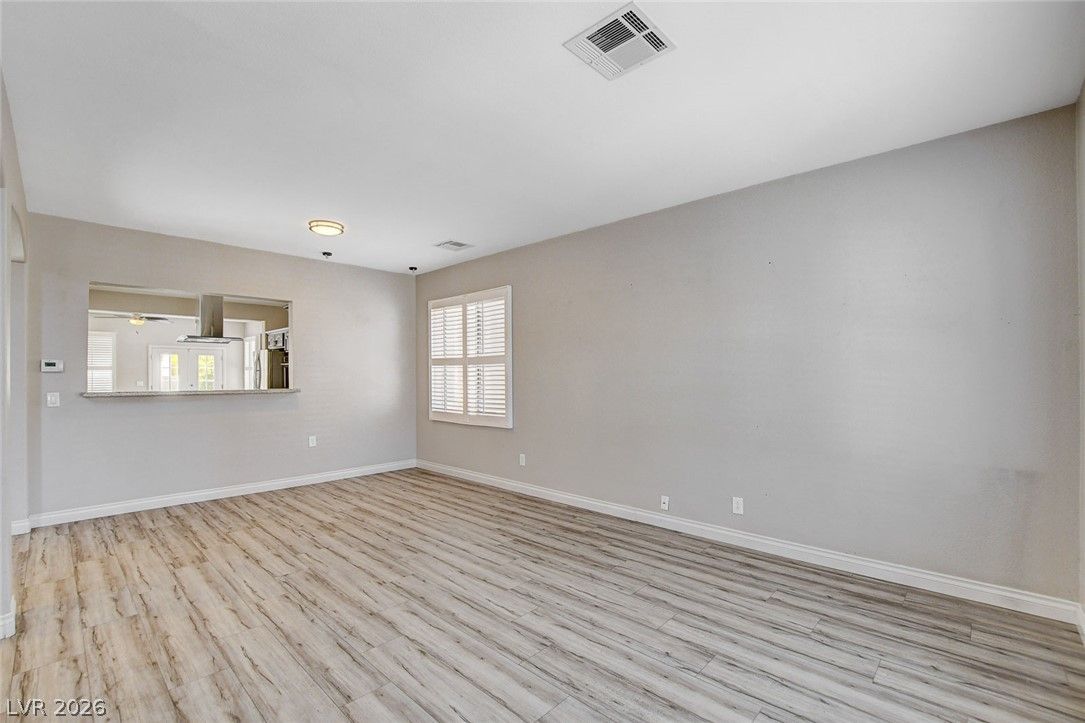 4413 Laguna Garden Avenue — photo 5